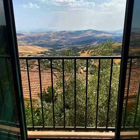 Nni Turiddu 度假居 *